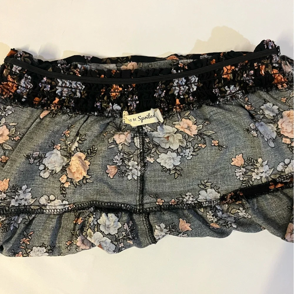 Live to be Spoiled Floral Mini Skirt Small